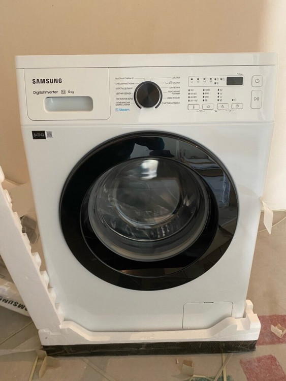Стиральная машина Samsung WW60AG4S00CELD