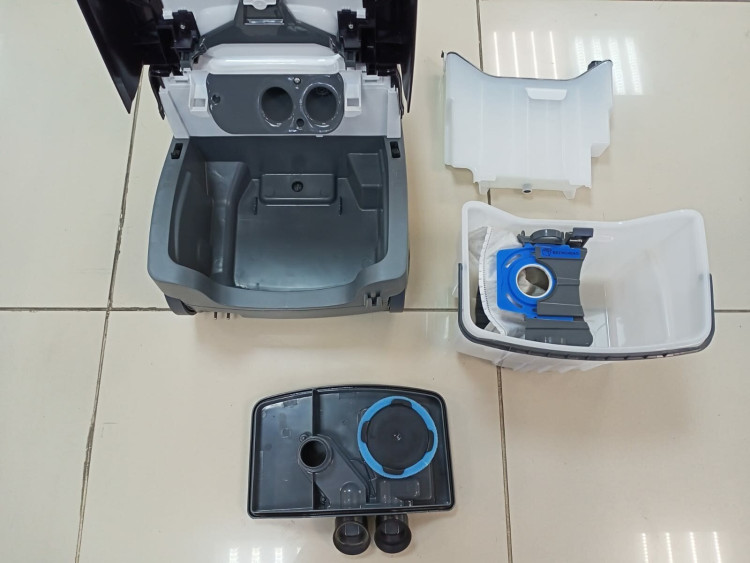 Пылесос Bosch BWD41740 2000Вт фиолетовый