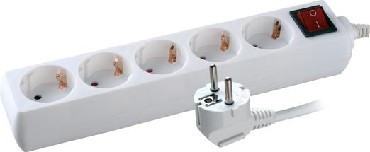 VOLSTEN S 5X1,5-ZDV (э/удл., земля, выключ, 5 гн. 1,5 м., 16А, 3500 Вт.)