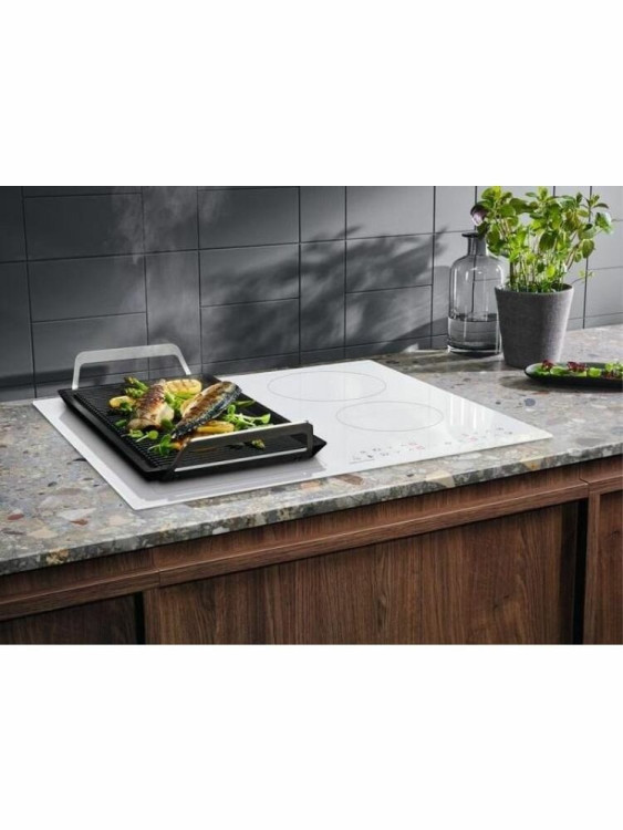 Варочная панель Electrolux LIV63431BW