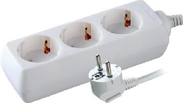 VOLSTEN S 3x1,5-Z (э/удл., земля 3 гн. 1,5 м., 16А, 3500 Вт.)